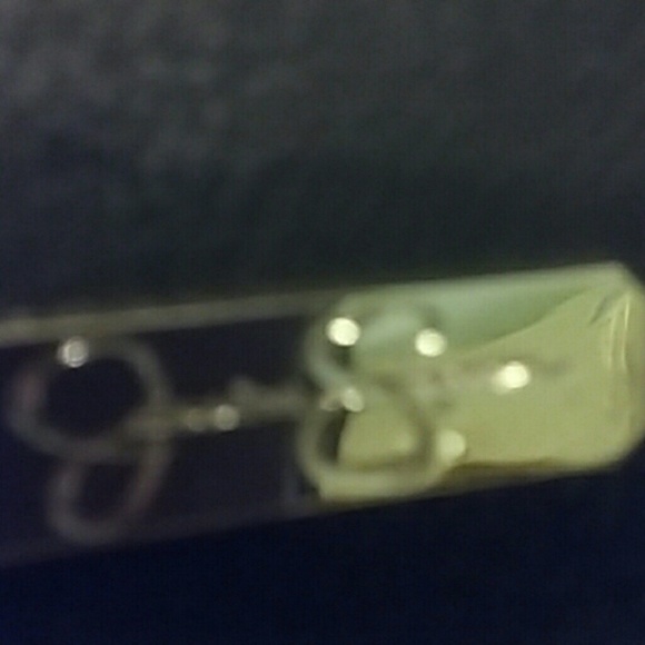 Jessica Simpson purse - Picture 3 of 7